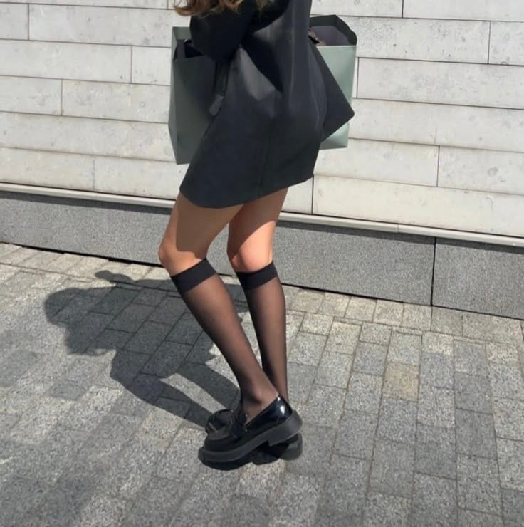 20 denier Knee High Socks – Black & Beige, Soft and Comfortable Hosiery for Women”