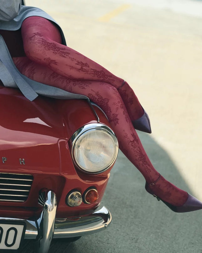 Burgundy & Black Floral Patterned Tights – Elegant Women’s Fashion Hosiery