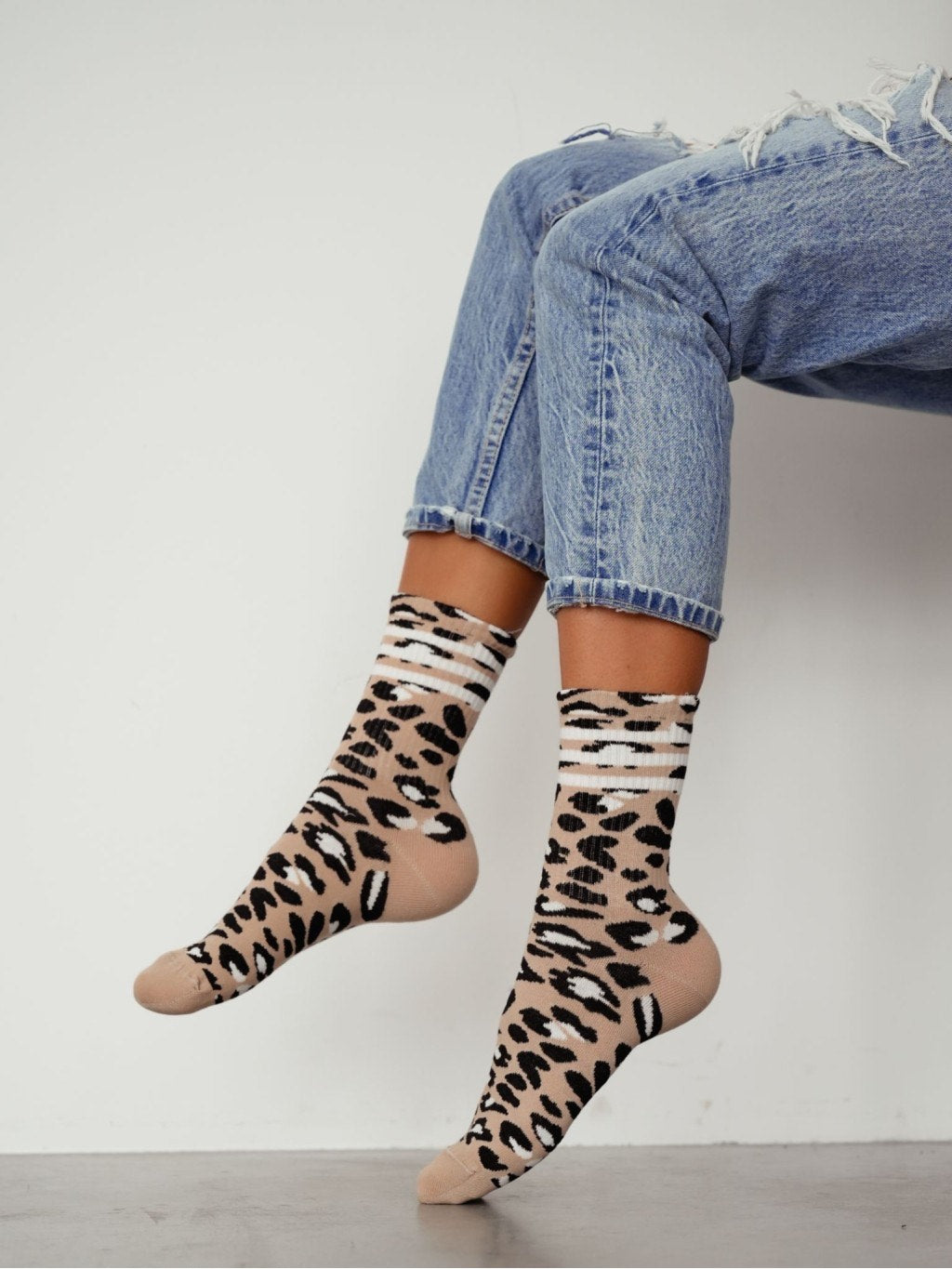 Leopard-Print Cotton Socks with Stripes – Cosy, Chic & Playful