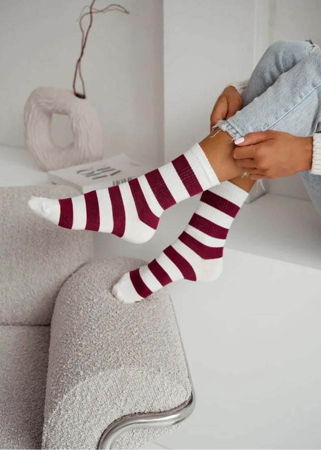 Cotton Socks with Bold Burgundy Stripes – Cosy, Chic & Stylish - Top Tights
