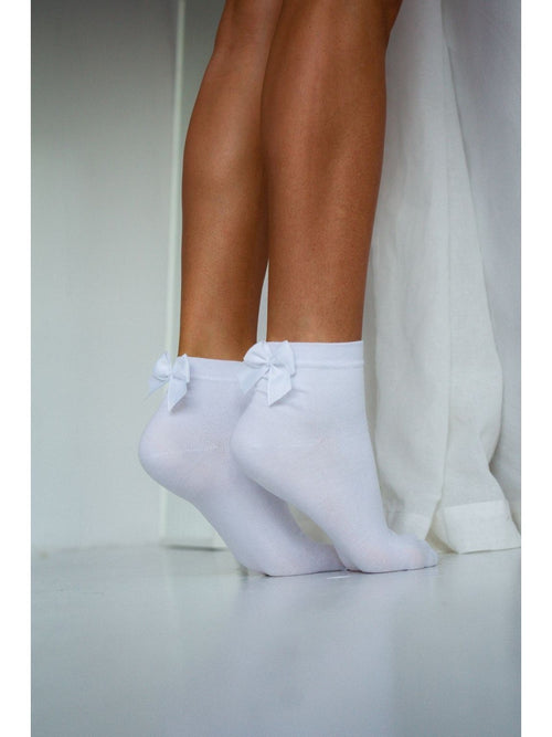 Cotton Socks with Tiny Back Bow – Cosy, Chic & Delicate